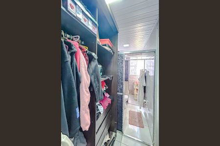 Casa à venda com 240m², 3 quartos e 1 vagaCloset da suíte 1