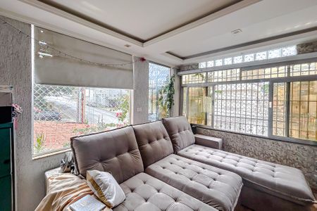 Sala de casa à venda com 3 quartos, 240m² em Vila Bertioga, São Paulo