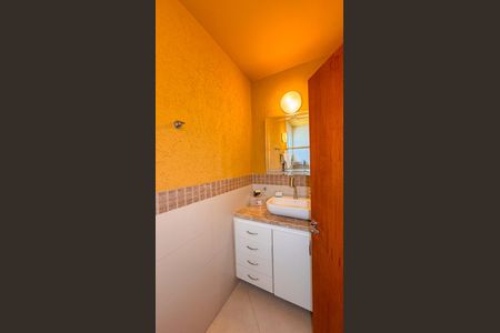 Casa para alugar com 415m², 3 quartos e 5 vagasBanheiro da Suíte 2