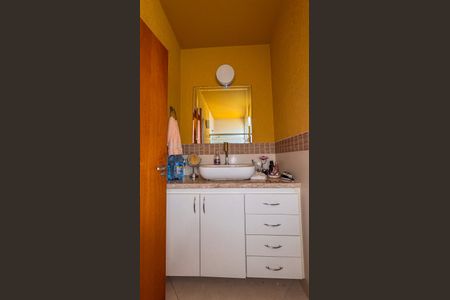 Casa para alugar com 415m², 3 quartos e 5 vagasBanheiro da Suíte 2