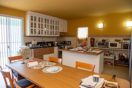 Casa para alugar com 415m², 3 quartos e 5 vagasCozinha