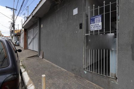 Casa para alugar com 132m², 1 quarto e 2 vagasFachada e Plaquinha