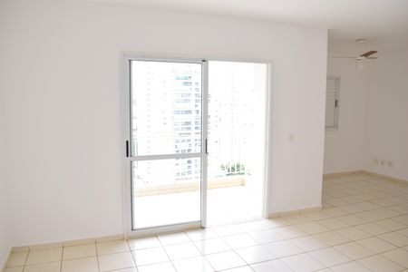 Apartamento para alugar com 78m², 2 quartos e 2 vagasSala
