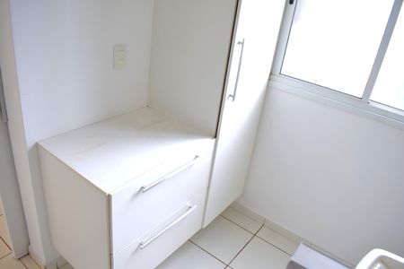 Apartamento para alugar com 78m², 2 quartos e 2 vagasCozinha - Armários