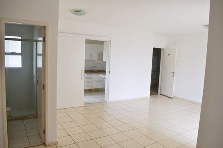 Apartamento para alugar com 78m², 2 quartos e 2 vagasSala