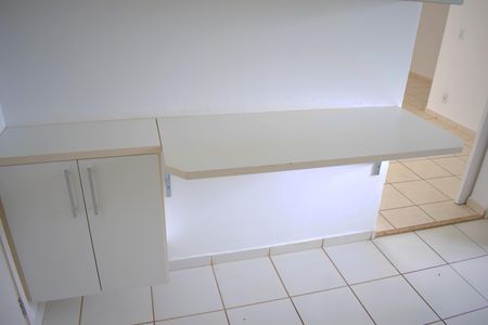 Apartamento para alugar com 78m², 2 quartos e 2 vagasCozinha - Armários