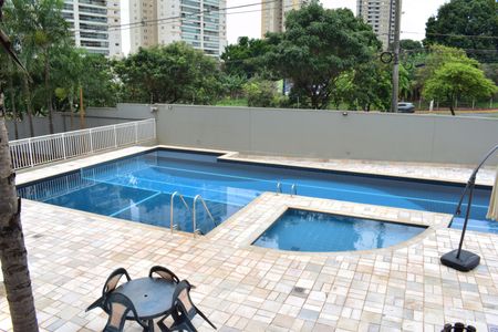 Apartamento para alugar com 78m², 2 quartos e 2 vagasÁrea comum - Piscina