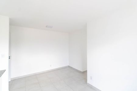 Sala de apartamento para alugar com 2 quartos, 58m² em Campo Grande, Rio de Janeiro