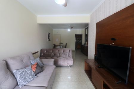 Sala de apartamento para alugar com 3 quartos, 115m² em Jardim Santa Genoveva, Guarujá