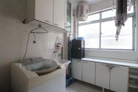 Apartamento para alugar com 115m², 3 quartos e 1 vagaÁrea de Serviço