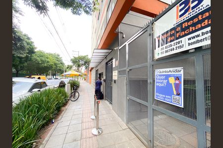 Studio para alugar com 20m², 1 quarto e sem vaga Studio para alugar com 20m², 1 quarto e sem vagaFachada