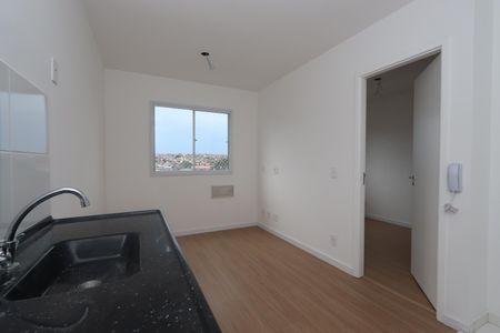 Sala de apartamento para alugar com 1 quarto, 24m² em Jardim Vila Carrão, São Paulo