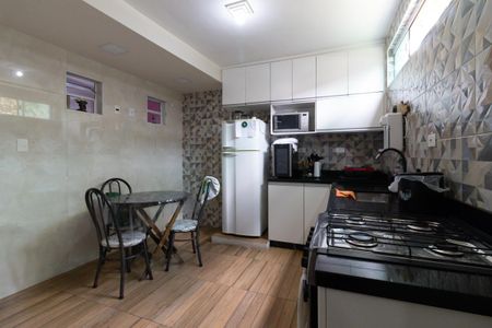 Casa para alugar com 45m², 3 quartos e sem vagaCozinha