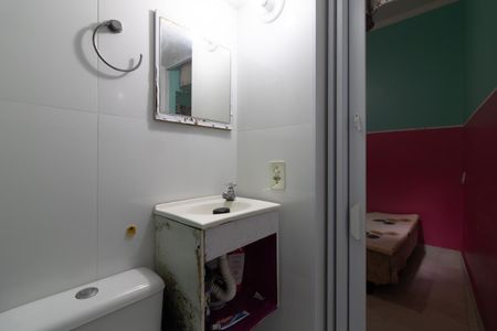 Casa para alugar com 45m², 3 quartos e sem vagaBanheiro da Suíte 1