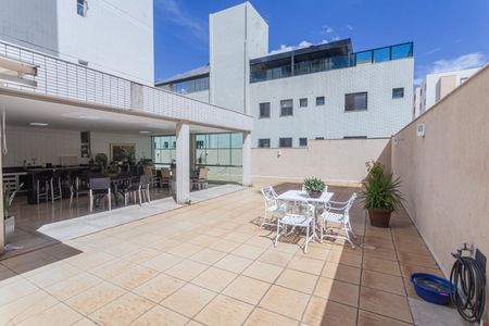 Apartamento para alugar com 450m², 3 quartos e 4 vagasÁrea Privativa Gourmet