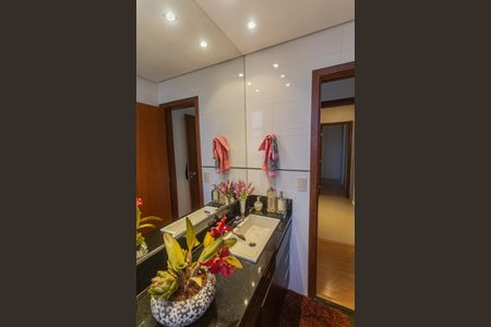 Apartamento para alugar com 450m², 3 quartos e 4 vagasBanheiro da Suíte 3