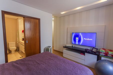 Apartamento para alugar com 450m², 3 quartos e 4 vagasSuíte 1