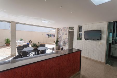 Apartamento para alugar com 450m², 3 quartos e 4 vagasÁrea Privativa Gourmet