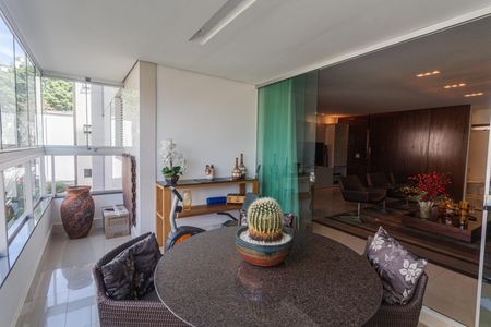 Apartamento para alugar com 450m², 3 quartos e 4 vagasVaranda da Sala