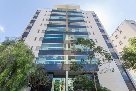 Apartamento para alugar com 450m², 3 quartos e 4 vagasFachada