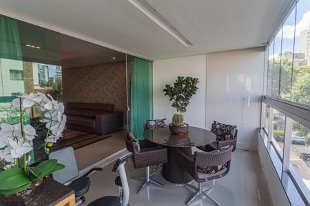 Apartamento para alugar com 450m², 3 quartos e 4 vagasVaranda da Sala