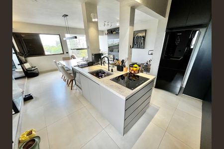 Apartamento à venda com 70m², 1 quarto e 1 vagaSala/Cozinha
