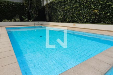 Apartamento à venda com 70m², 1 quarto e 1 vagaÁrea comum - Piscina