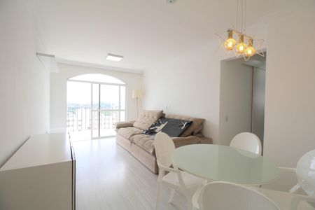 Sala de apartamento para alugar com 2 quartos, 78m² em Vila Suzana, São Paulo