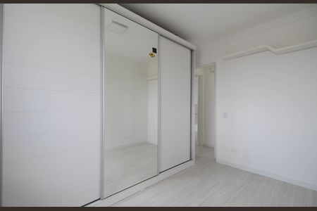 Quarto 2 de apartamento para alugar com 2 quartos, 78m² em Vila Suzana, São Paulo