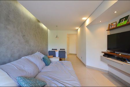 Apartamento para alugar com 75m², 3 quartos e 1 vagaSala Ambientes