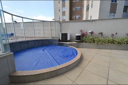 Apartamento para alugar com 75m², 3 quartos e 1 vagaÁrea comum - Piscina