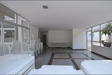 Apartamento para alugar com 75m², 3 quartos e 1 vagaÁrea comum - Salão de festas