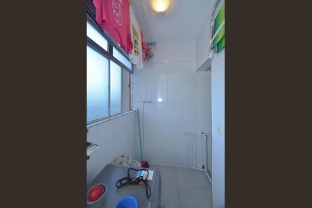 Apartamento para alugar com 75m², 3 quartos e 1 vagaÁrea de Serviço