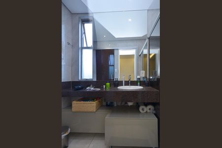 Banheiro Suíte de apartamento para alugar com 3 quartos, 75m² em União, Belo Horizonte