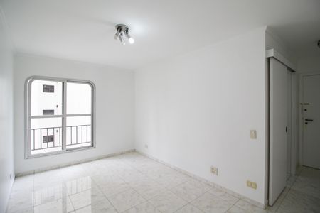 Sala de apartamento para alugar com 1 quarto, 45m² em Indianópolis, São Paulo