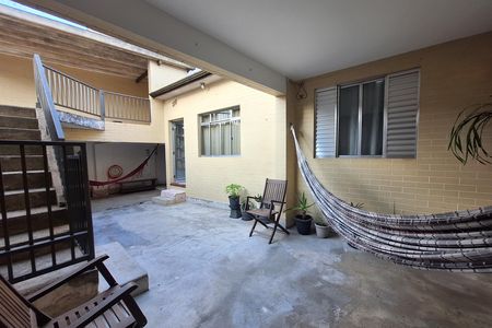 Quintal de casa à venda com 3 quartos, 200m² em Cidade São Jorge, Santo André