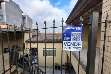 Fachada de casa à venda com 3 quartos, 200m² em Cidade São Jorge, Santo André