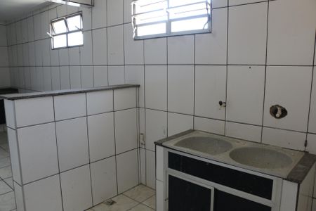 Casa para alugar com 60m², 2 quartos e 1 vagaCozinha