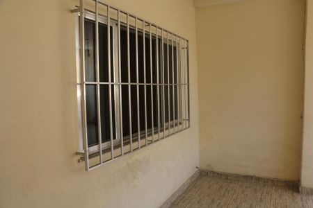 Varanda de casa para alugar com 2 quartos, 60m² em Dois Irmãos, Nova Iguaçu