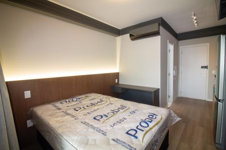 Studio para alugar com 32m², 1 quarto e 1 vaga Studio para alugar com 32m², 1 quarto e 1 vagaSala / Quarto - Studio