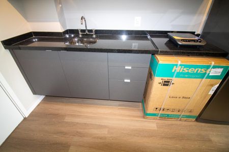 Cozinha de kitnet/studio para alugar com 1 quarto, 32m² em Jardim das Acacias, São Paulo