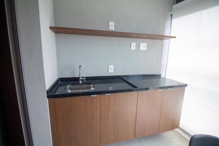 Studio para alugar com 32m², 1 quarto e 1 vaga Studio para alugar com 32m², 1 quarto e 1 vagaVaranda