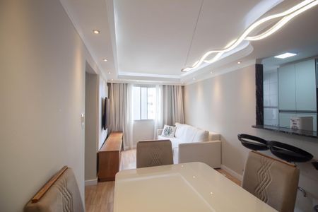 Sala de apartamento para alugar com 2 quartos, 60m² em Vila Irmaos Arnoni, São Paulo