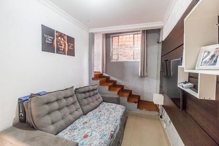 Sala  de casa para alugar com 2 quartos, 110m² em Vila Gobbi, Carapicuíba