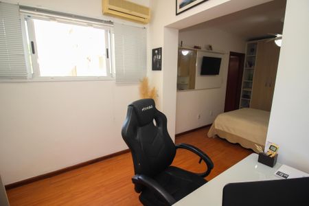 Apartamento à venda com 57m², 2 quartos e 1 vagaEscritório