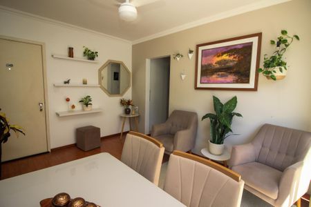 Apartamento à venda com 57m², 2 quartos e 1 vagaSala