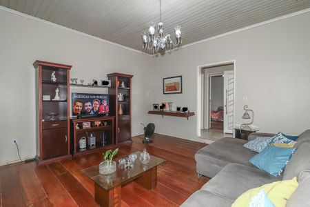 Casa à venda com 178m², 3 quartos e 2 vagasSala