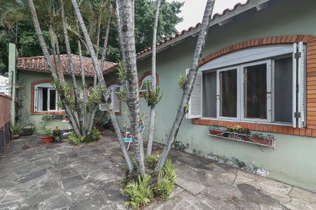 Casa à venda com 178m², 3 quartos e 2 vagasQuintal