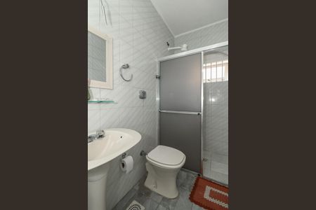 Casa à venda com 178m², 3 quartos e 2 vagasBanheiro