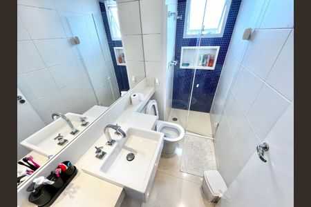 Apartamento à venda com 112m², 3 quartos e 3 vagasBanheiro da Suíte 2